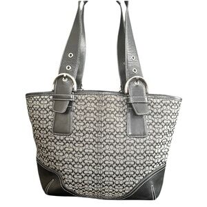 Coach Signature Shoulder Bag